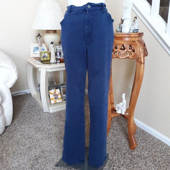 Gloria Vanderbilt Pants - EUC Blue Gloria Vanderbilt Jeans Sz 14